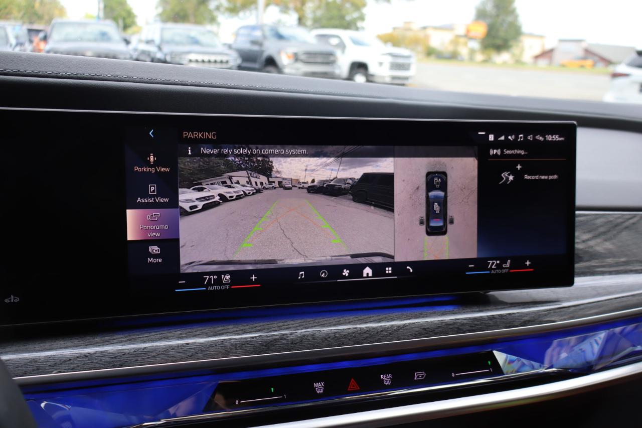 BMW 7-Series 760xi 4D Sedan 2023