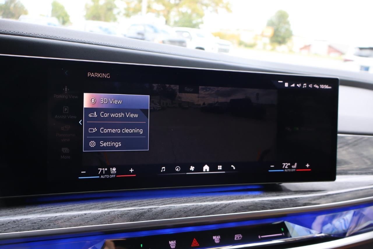 BMW 7-Series 760xi 4D Sedan 2023