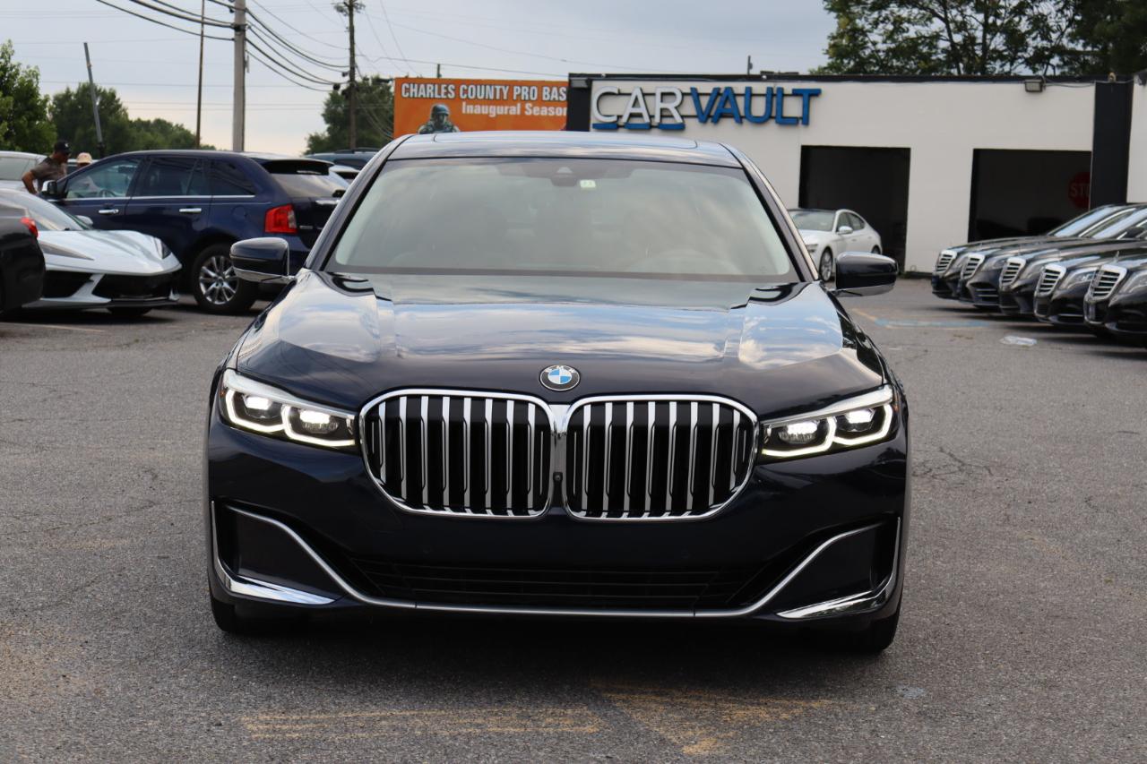 BMW 7-Series  2020