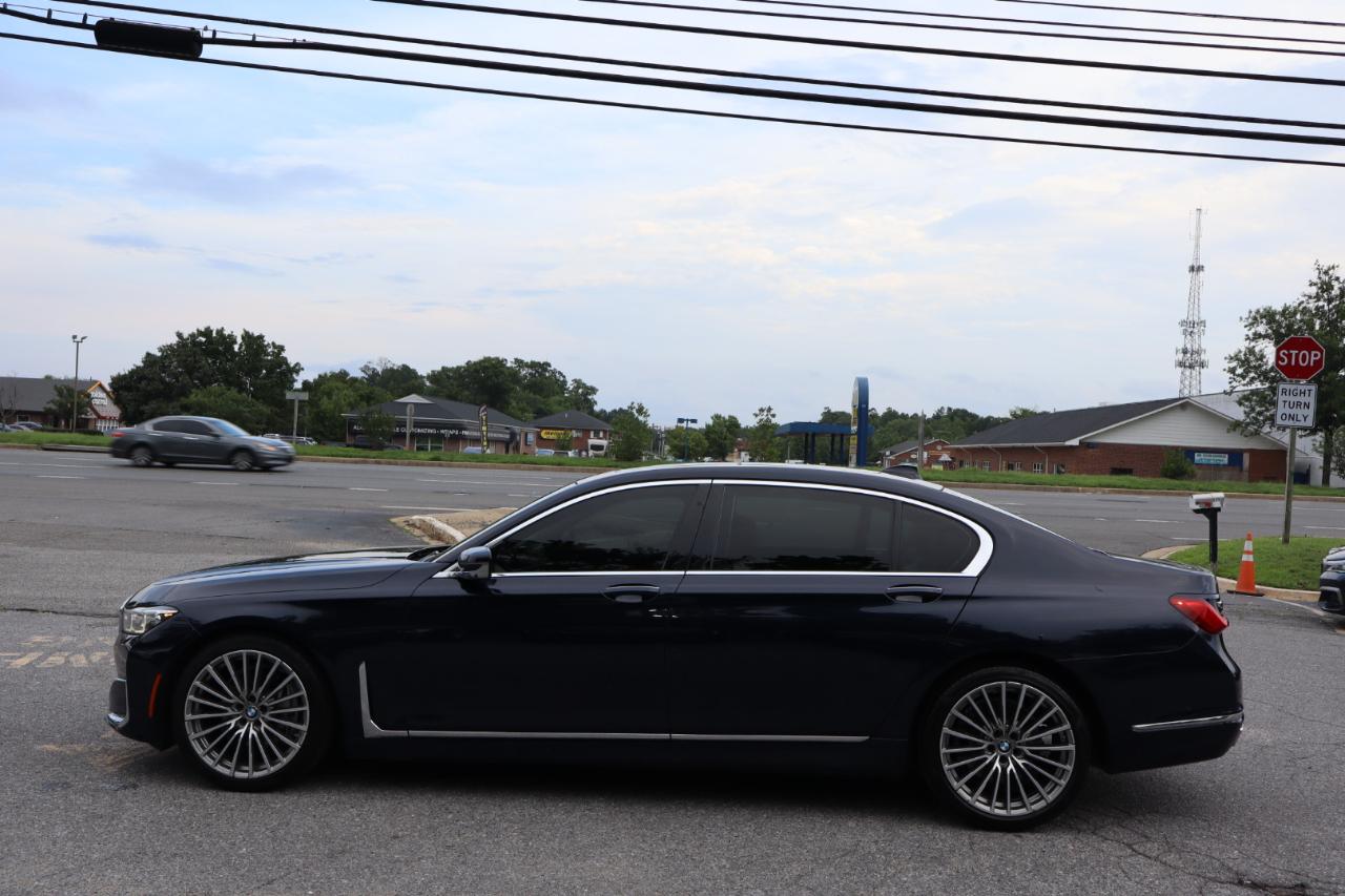BMW 7-Series  2020