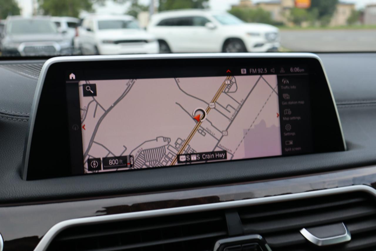 BMW 7-Series  2020