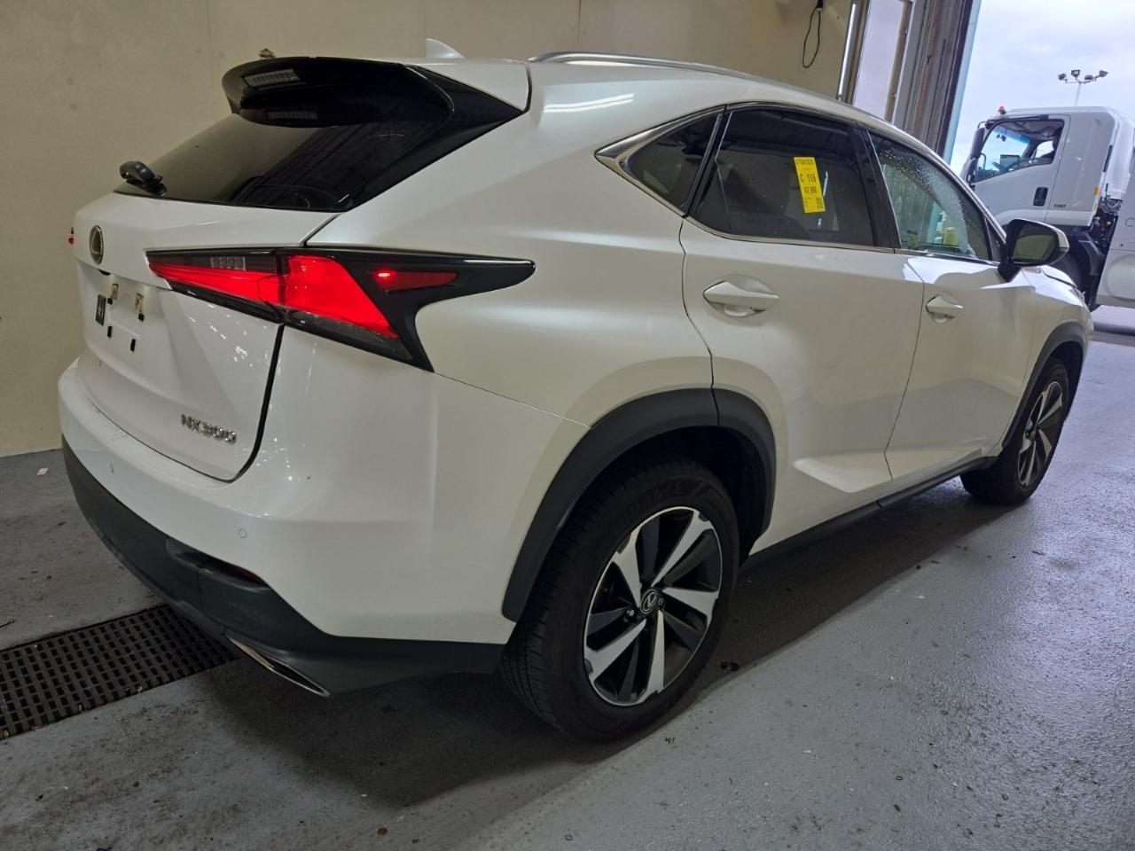 Lexus NX 300 Premium AWD 2020