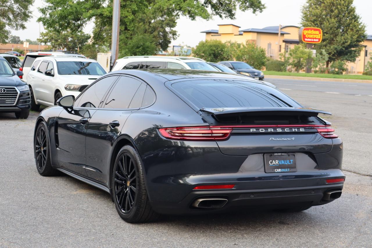 Porsche Panamera  2017
