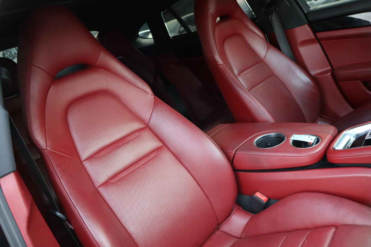 Porsche Panamera  2017