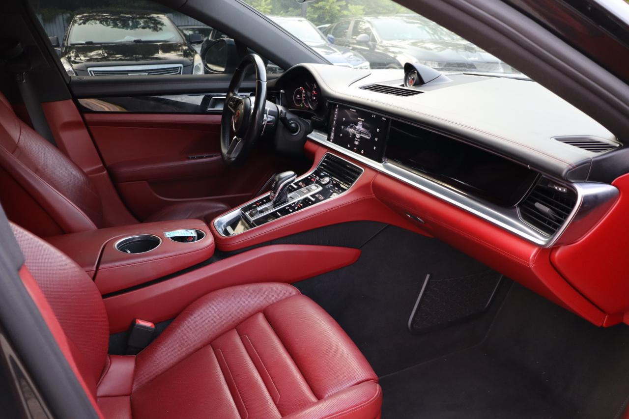Porsche Panamera  2017
