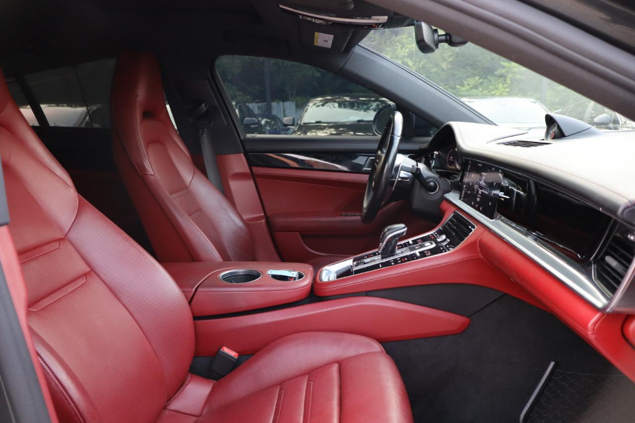 Porsche Panamera  2017