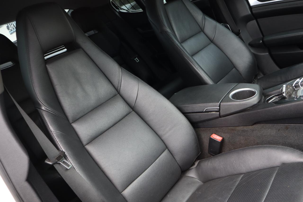 Porsche Panamera  2012