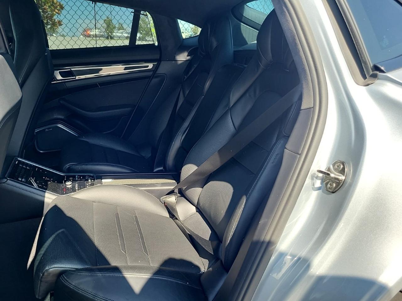 Porsche Panamera Turbo AWD 2017
