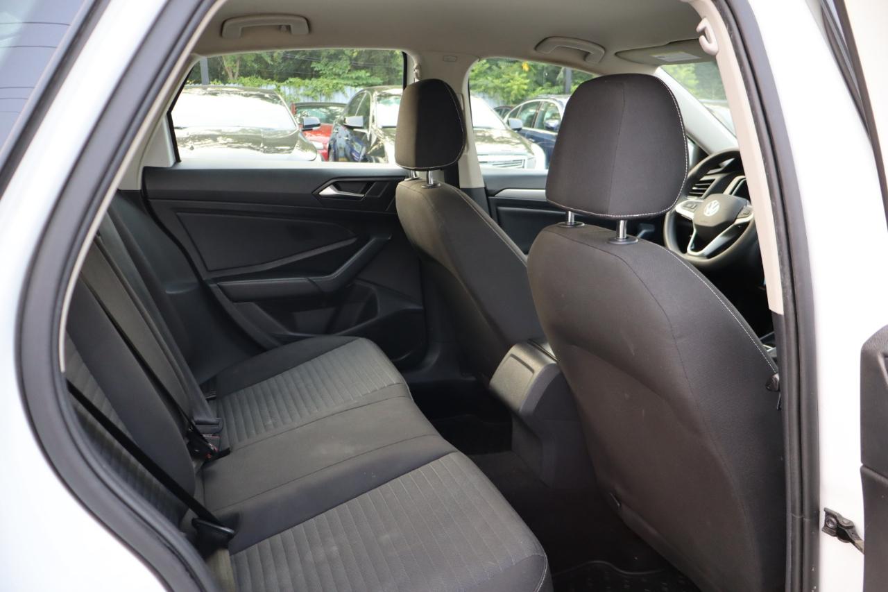 Volkswagen Jetta  2022