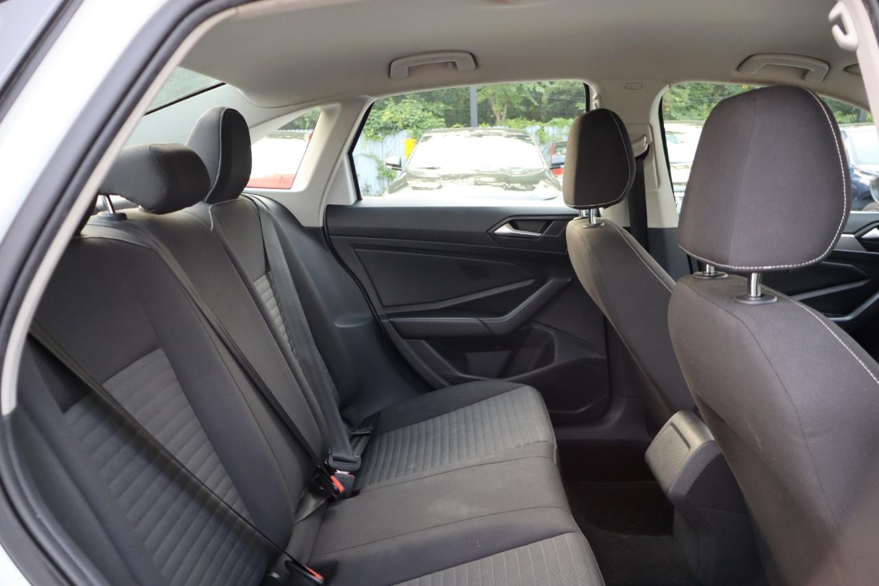 Volkswagen Jetta  2022