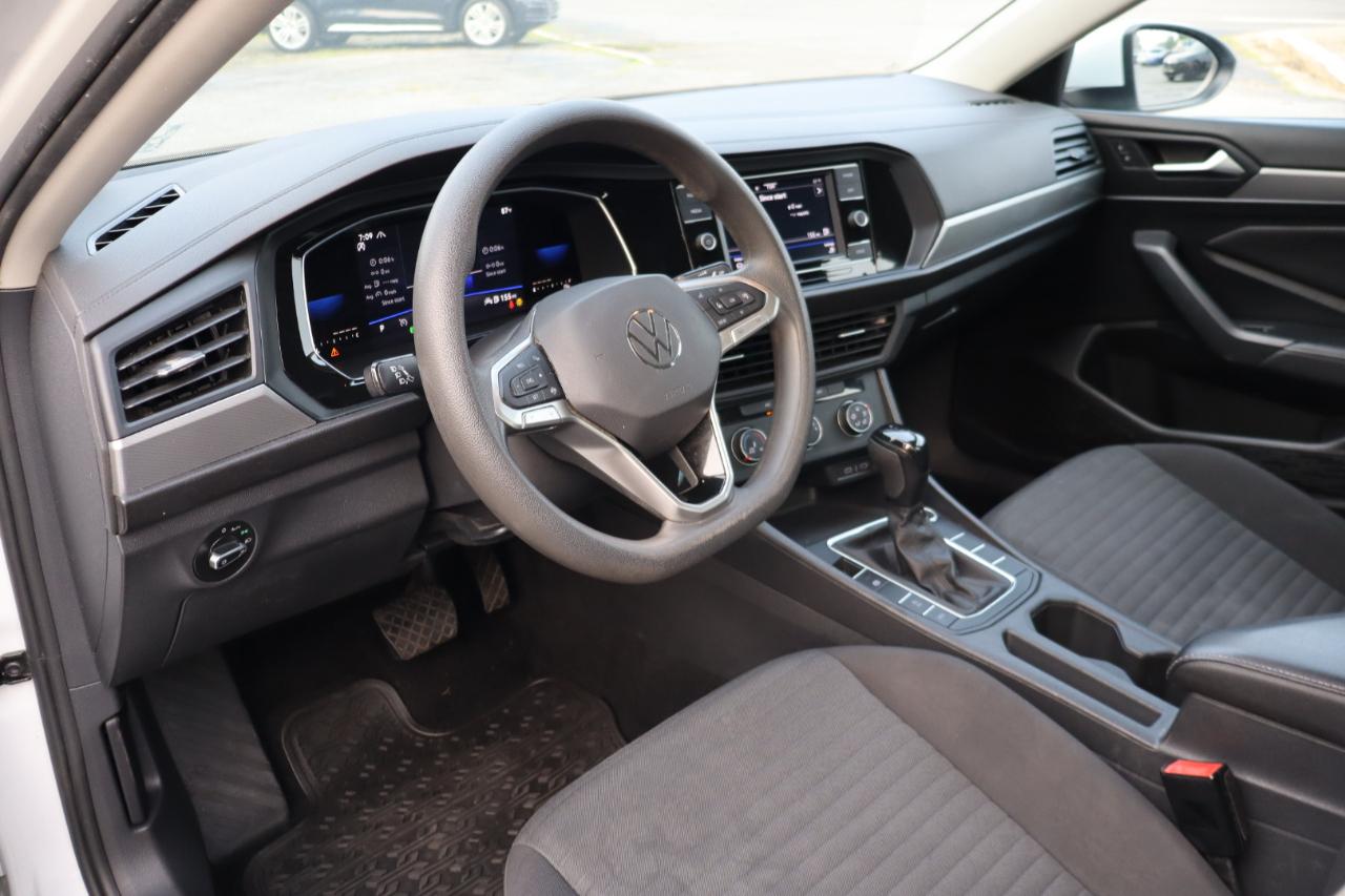 Volkswagen Jetta  2022