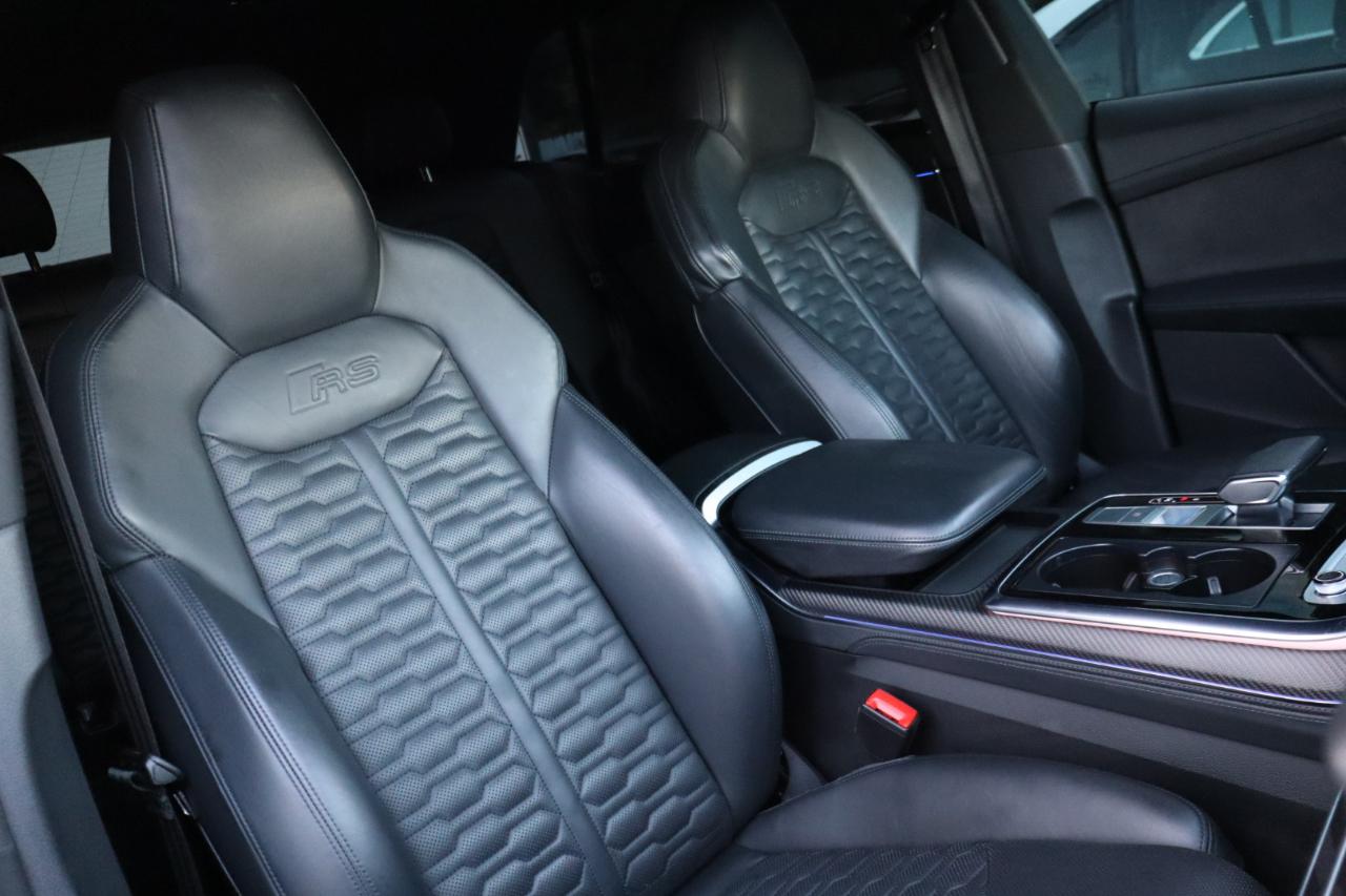 Audi RS Q8  2023