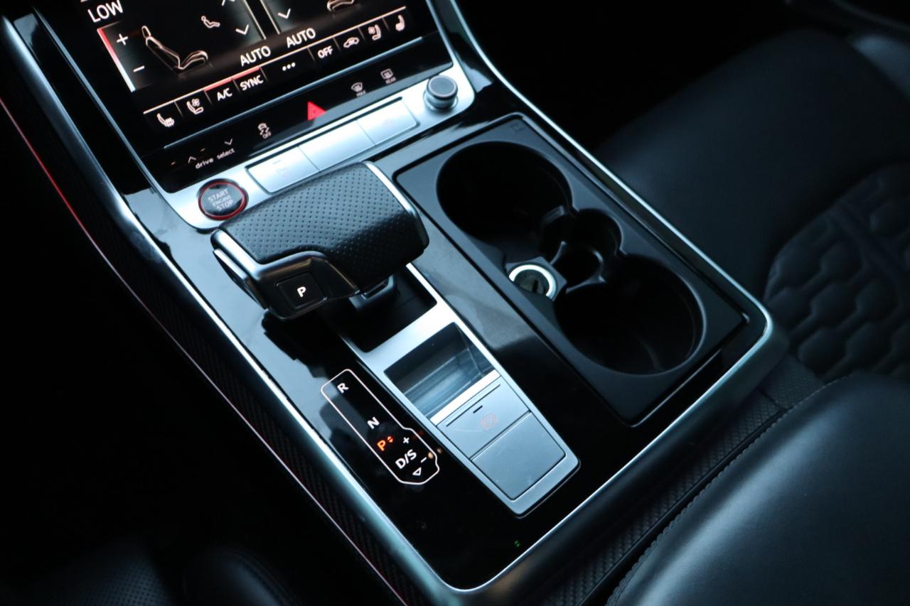 Audi RS Q8  2023
