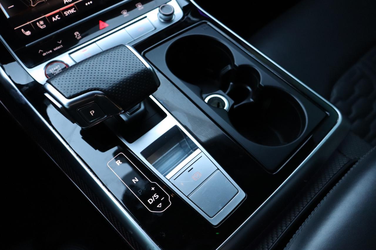 Audi RS Q8  2023