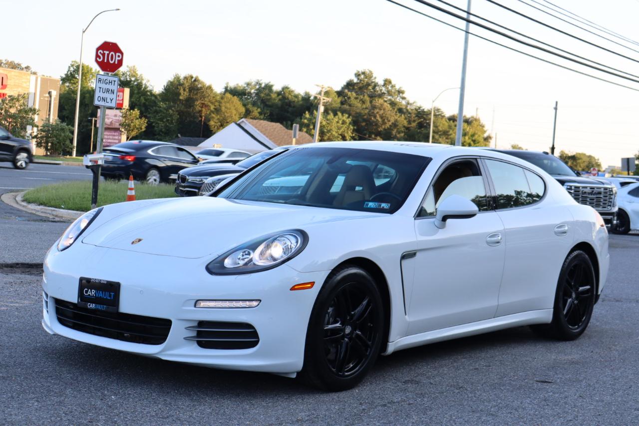 Porsche Panamera 4 4D Sedan 2015
