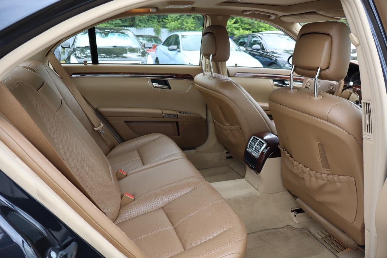 Mercedes-Benz S-Class  2008