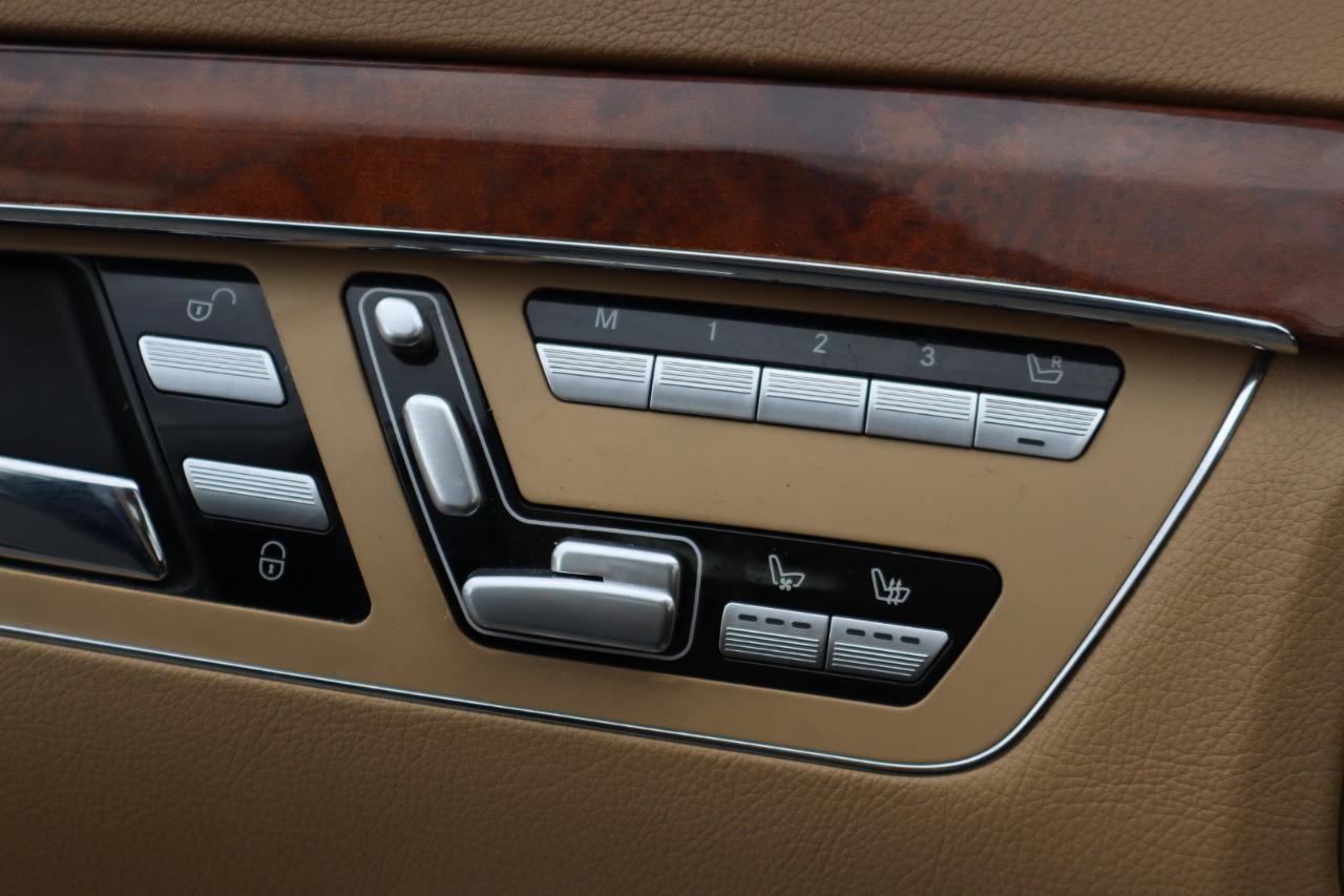 Mercedes-Benz S-Class  2008