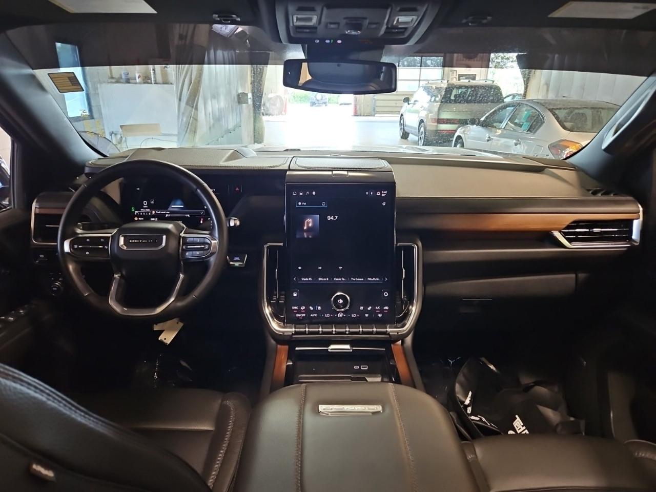 GMC Yukon XL  2025