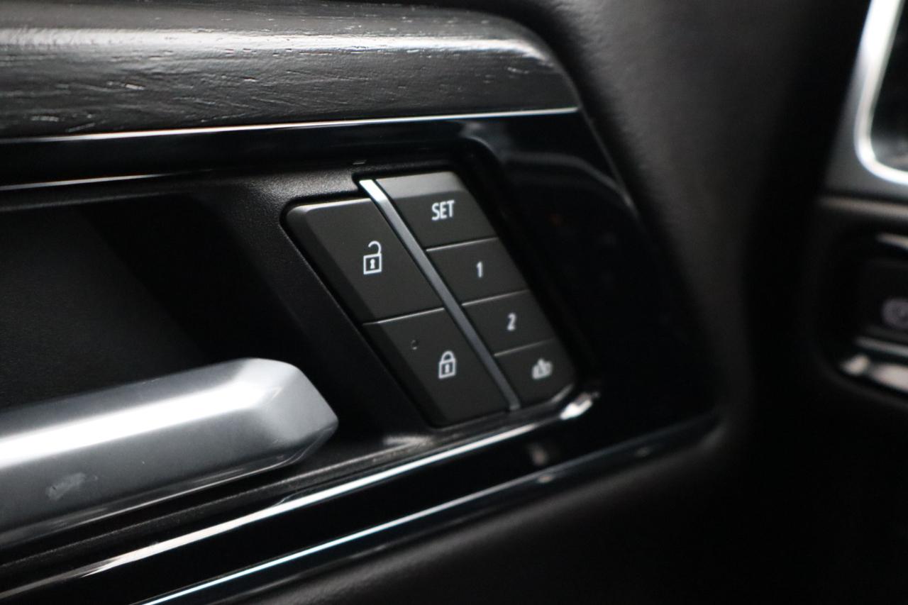 GMC Yukon XL  2025