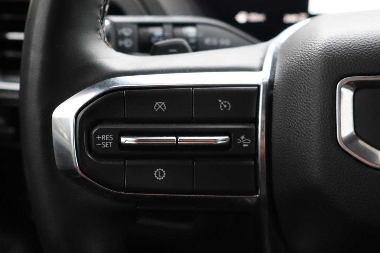 GMC Yukon XL  2025