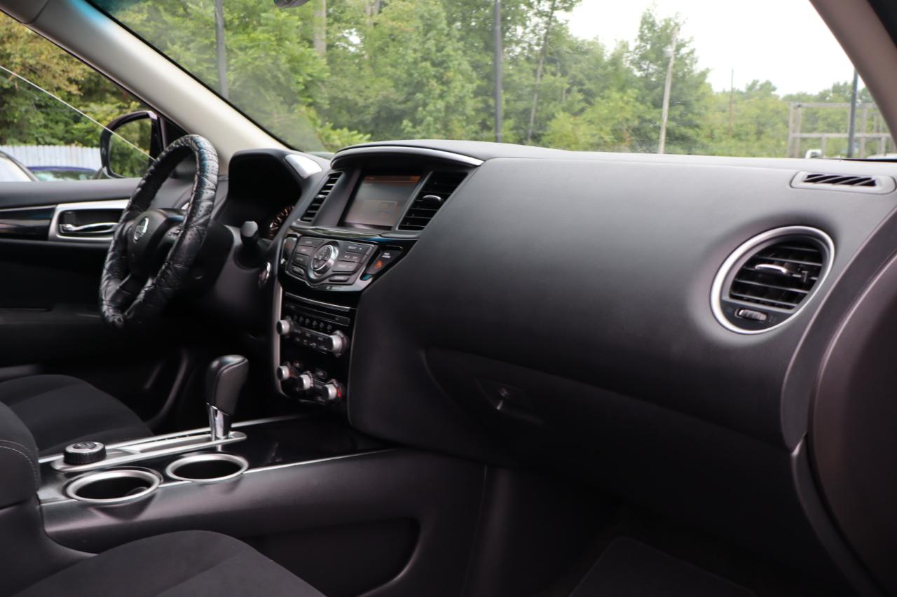 Nissan Pathfinder  2016