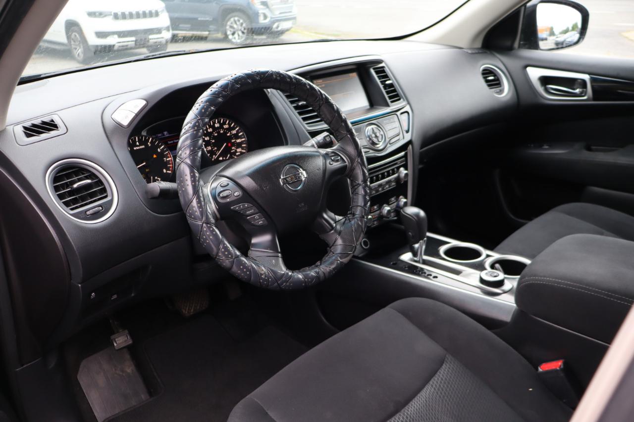 Nissan Pathfinder  2016