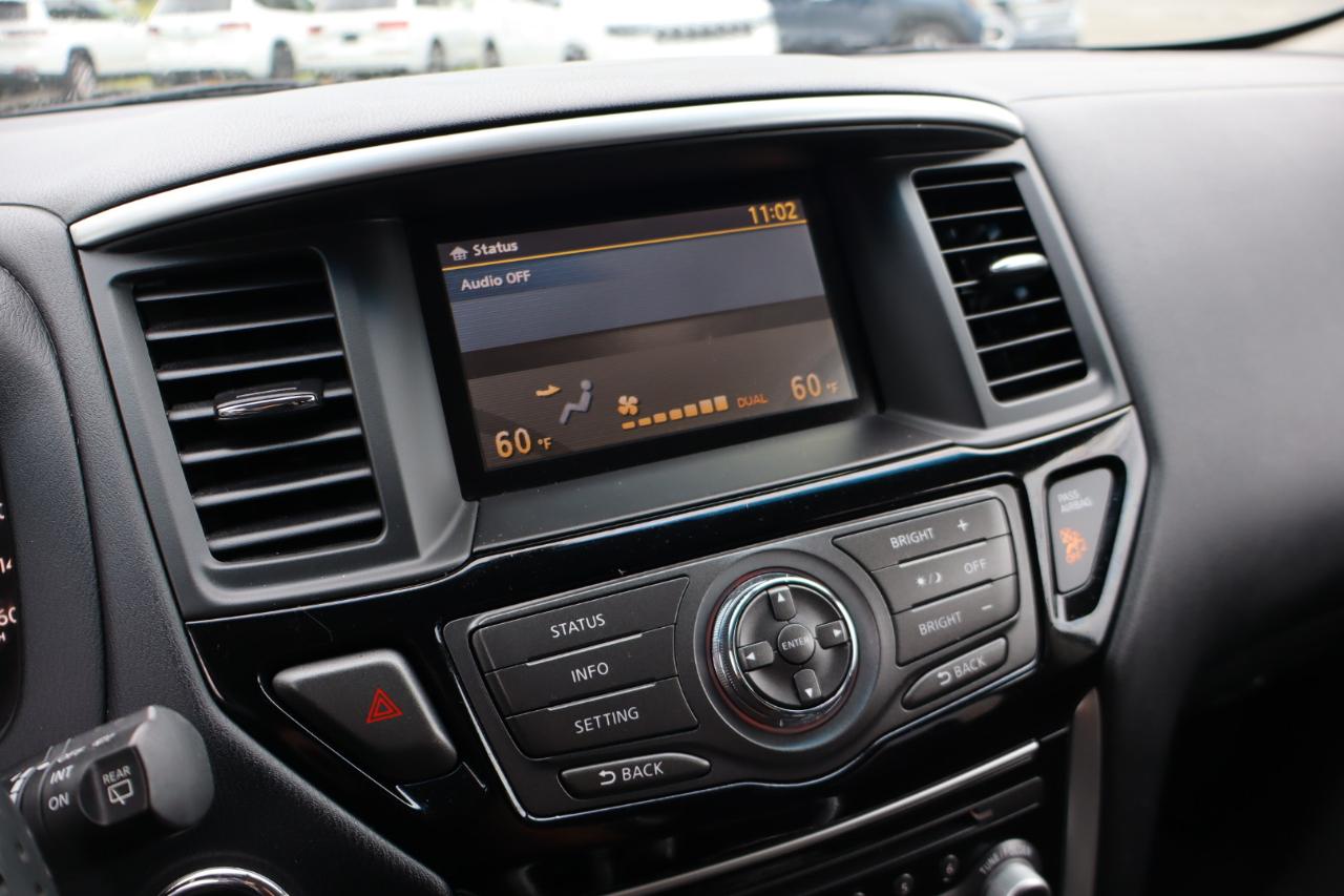 Nissan Pathfinder  2016
