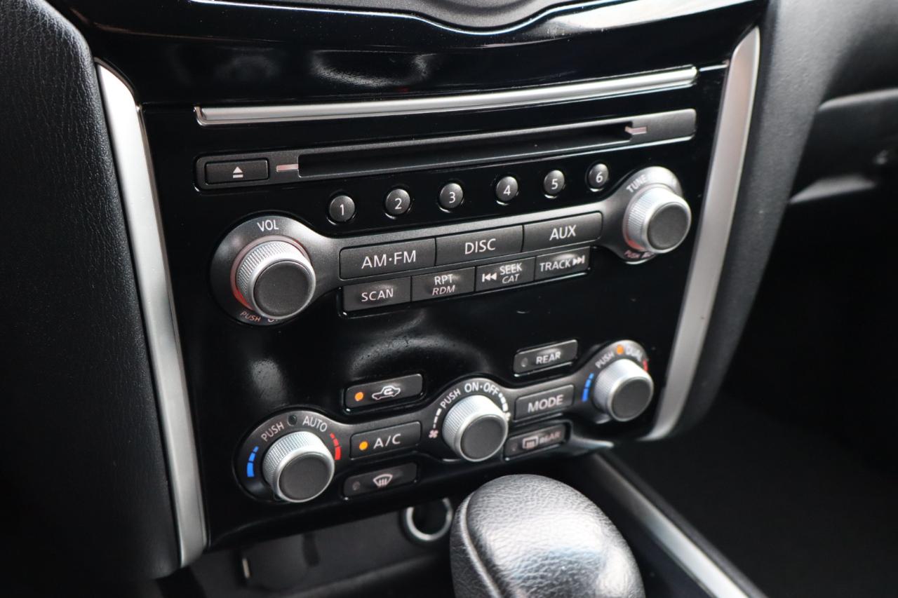 Nissan Pathfinder  2016