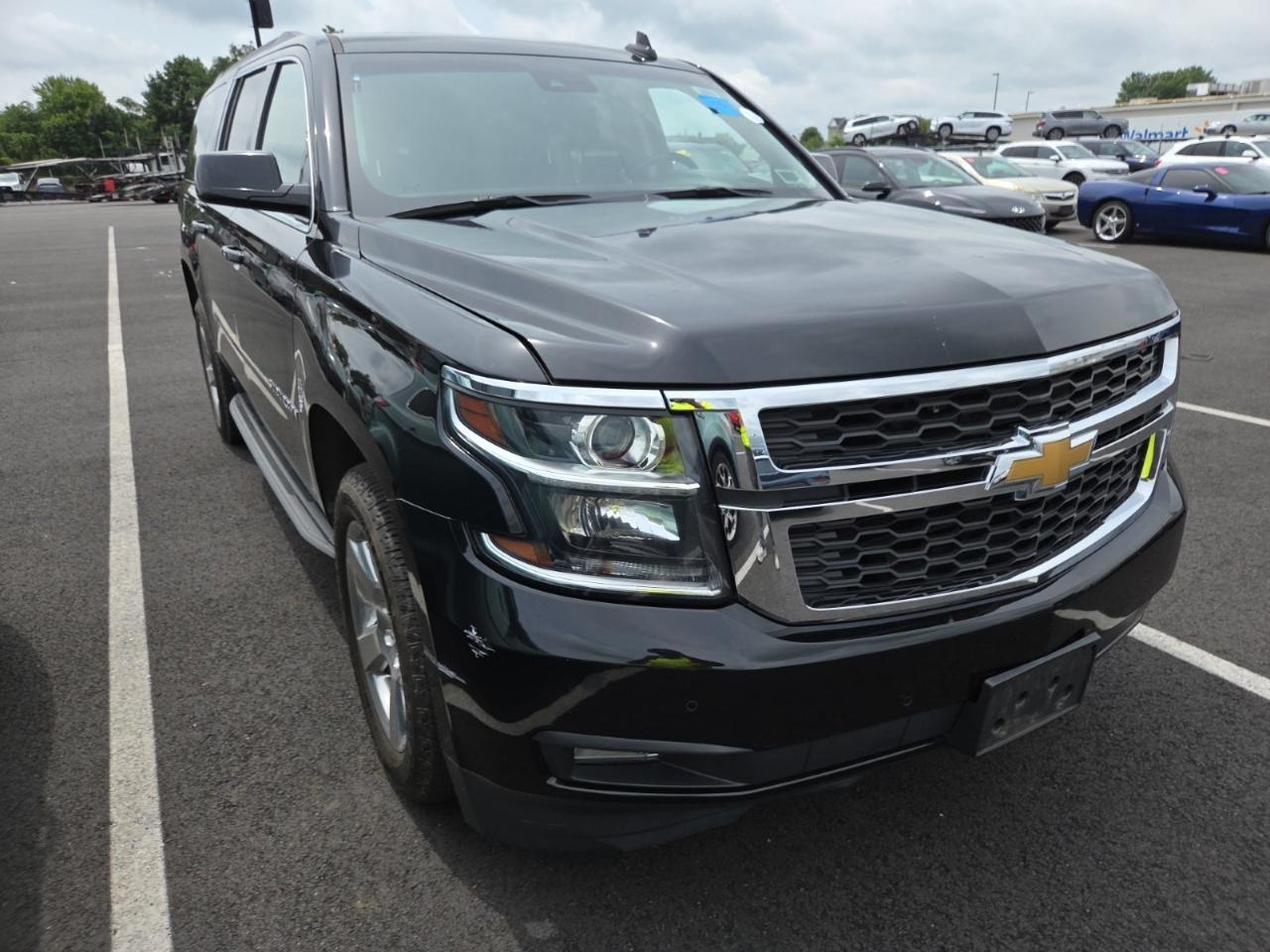 Chevrolet Suburban LT 4WD 2018