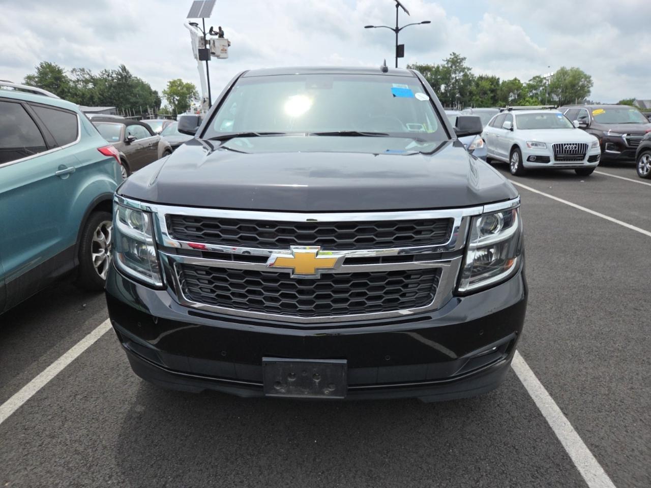 Chevrolet Suburban LT 4WD 2018