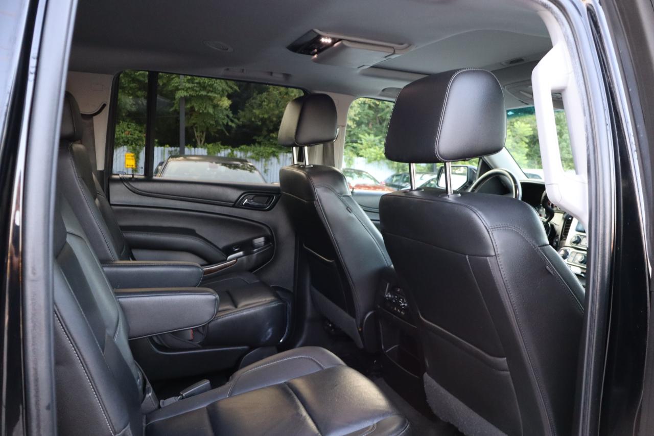 Chevrolet Suburban LT 4WD 2018