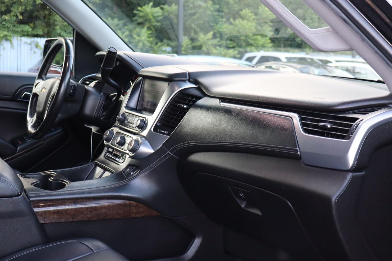 Chevrolet Suburban LT 4WD 2018