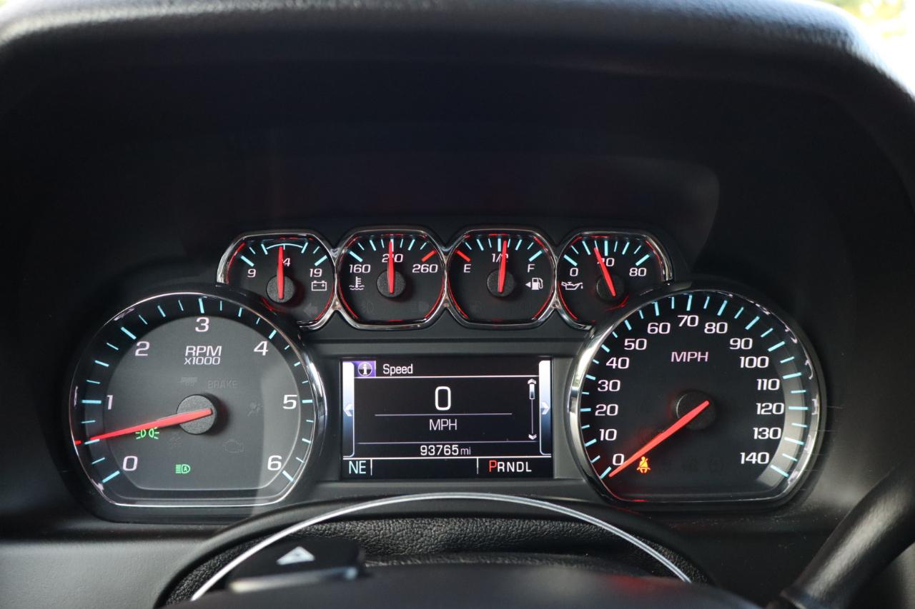 Chevrolet Suburban LT 4WD 2018