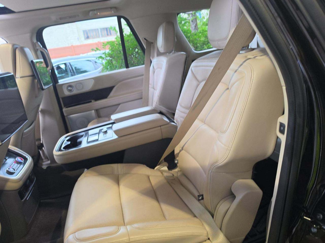 Lincoln Navigator L 4WD 4dr Reserve 2020