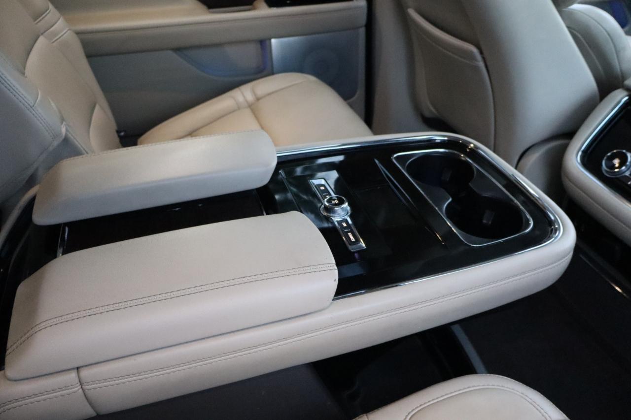 Lincoln Navigator L 4WD 4dr Reserve 2020