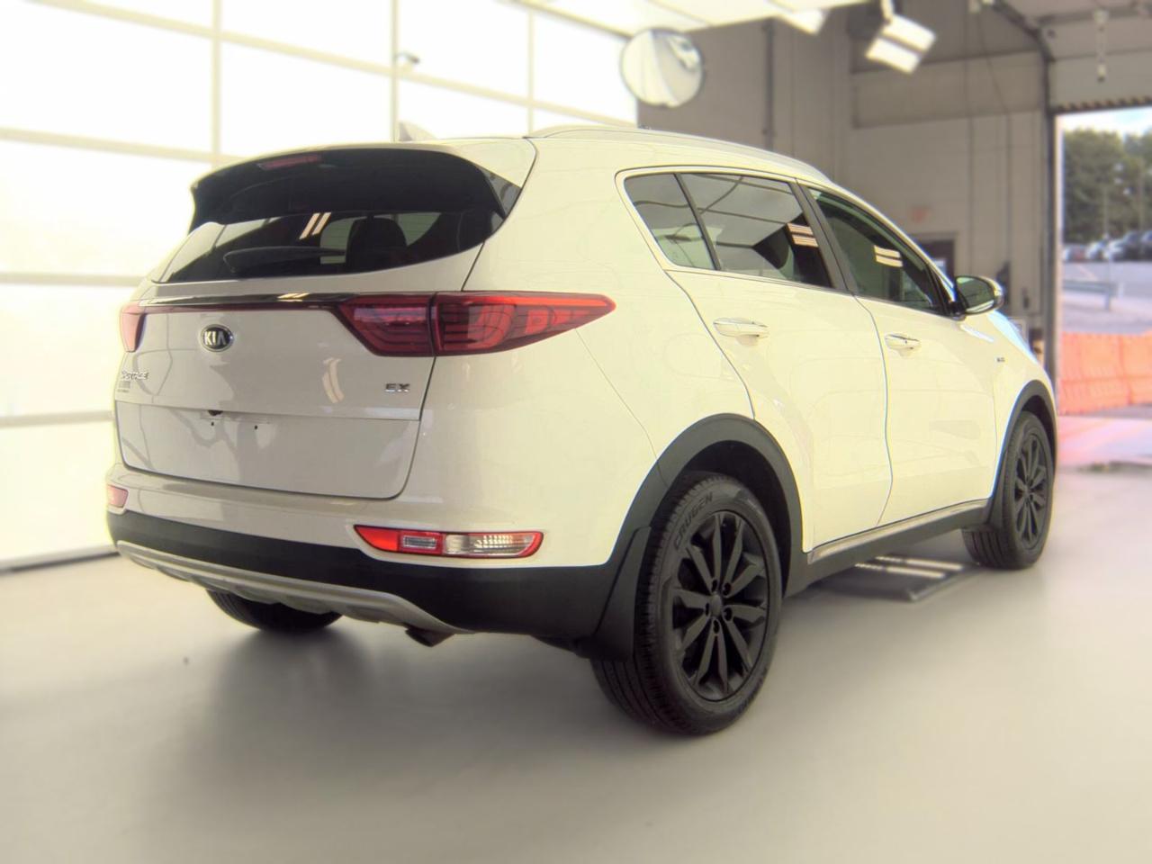 Kia Sportage EX 4D SUV AWD 2018