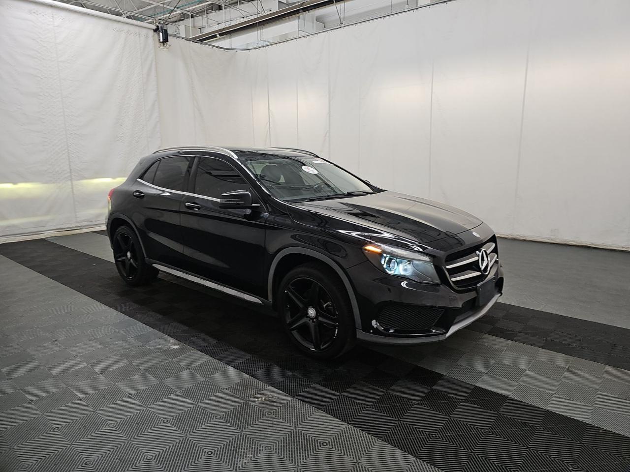 Mercedes-Benz GLA-Class  2015