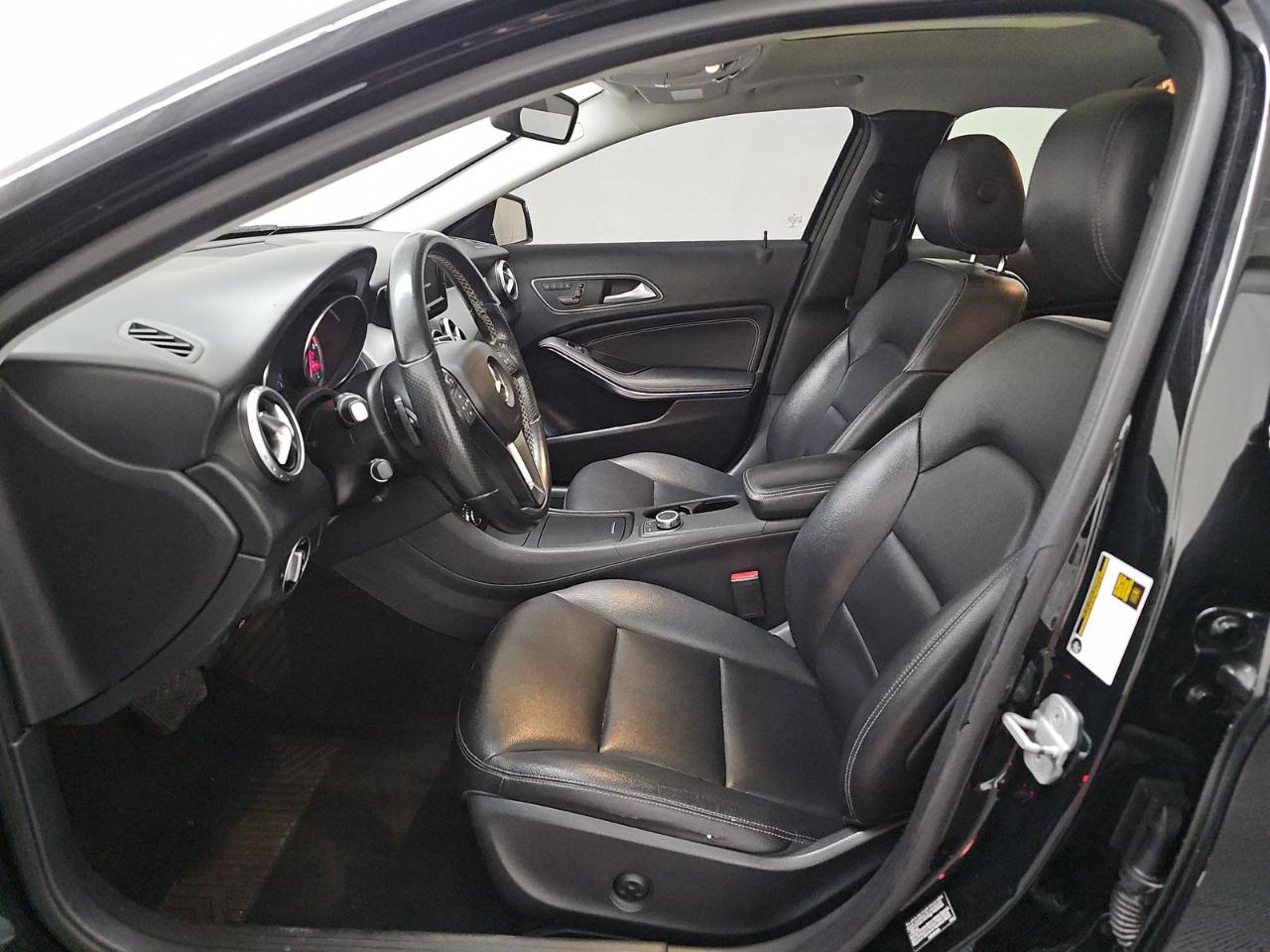 Mercedes-Benz GLA-Class  2015