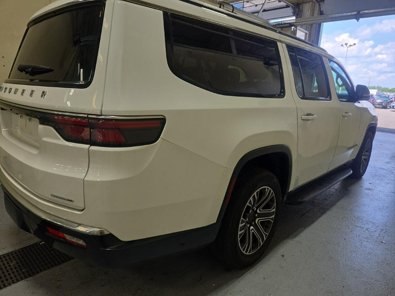 Jeep Wagoneer  2024