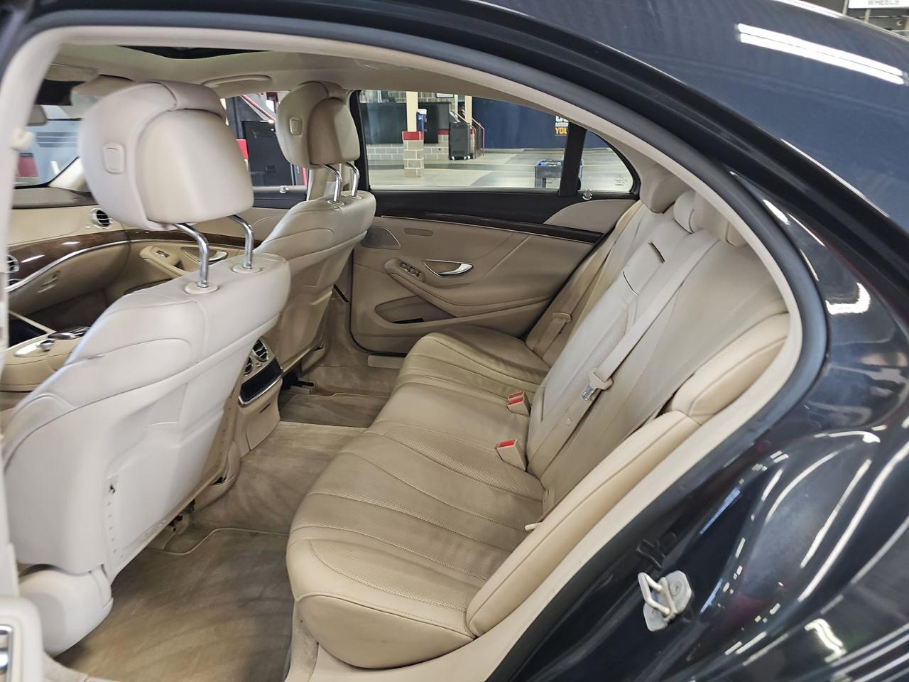 Mercedes-Benz S-Class  2015