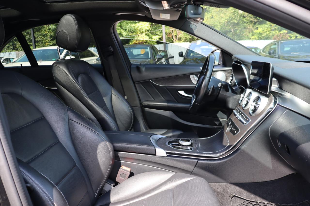 Mercedes-Benz C-Class  2021