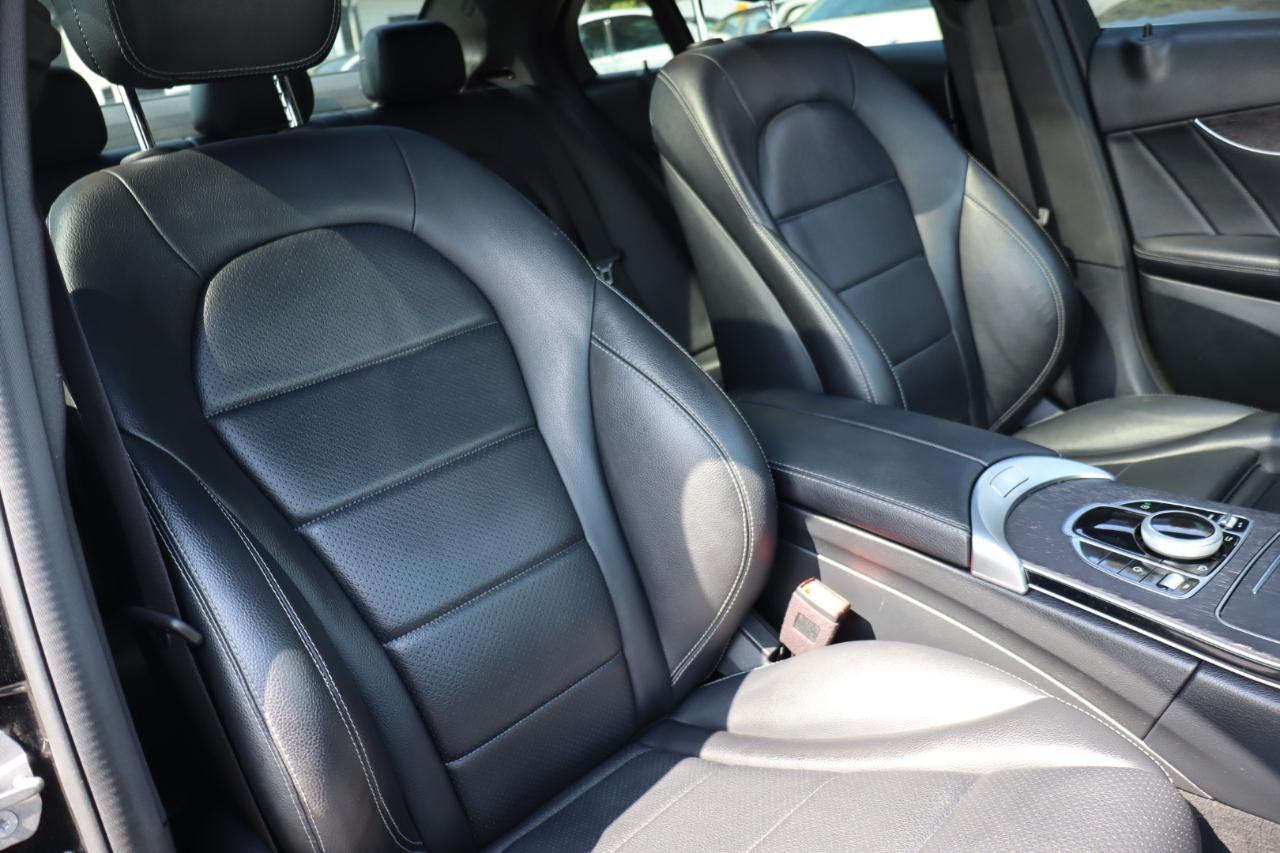 Mercedes-Benz C-Class  2021