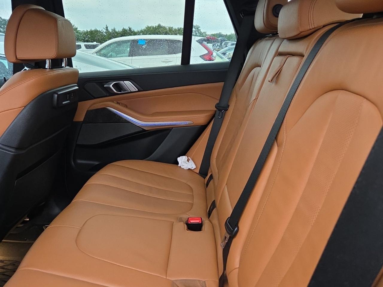 BMW X5  2021