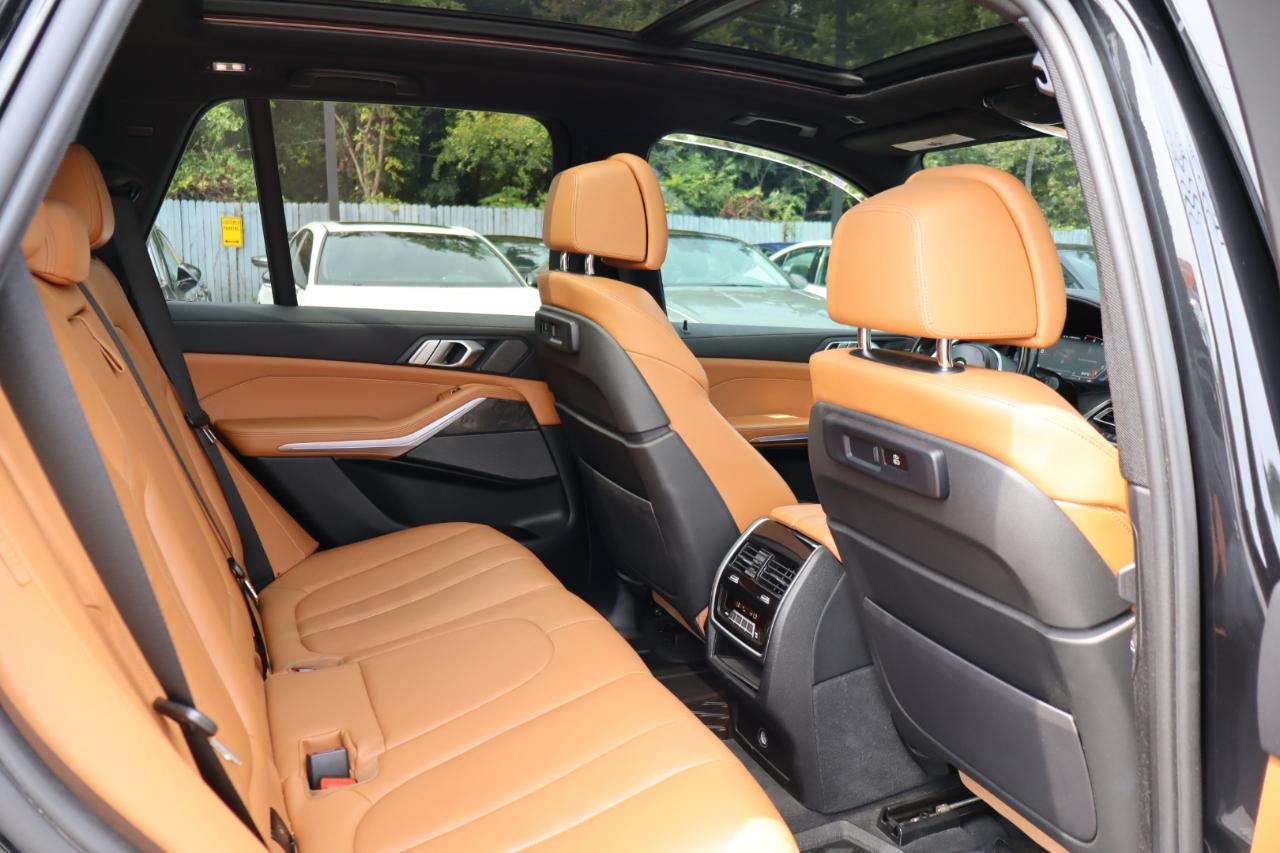 BMW X5  2021