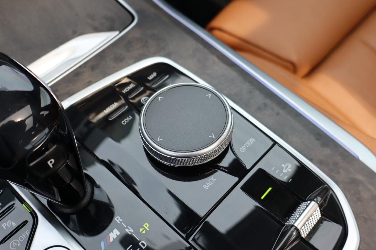 BMW X5  2021