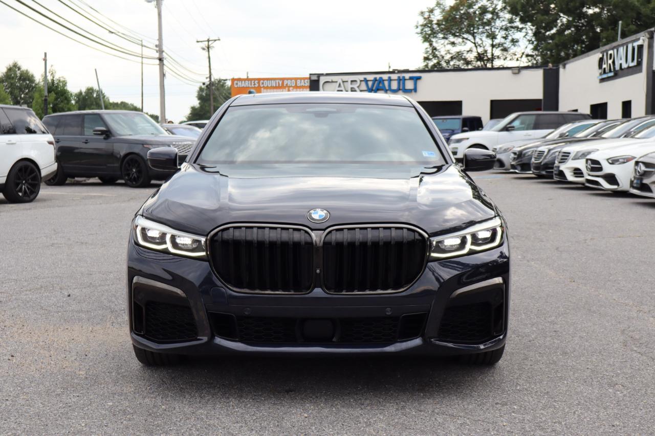 BMW 7-Series  2021