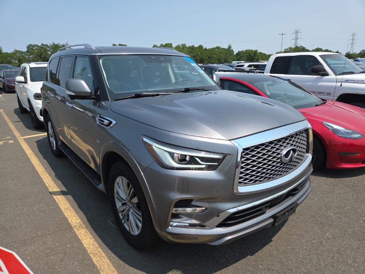 Infiniti QX80  2020