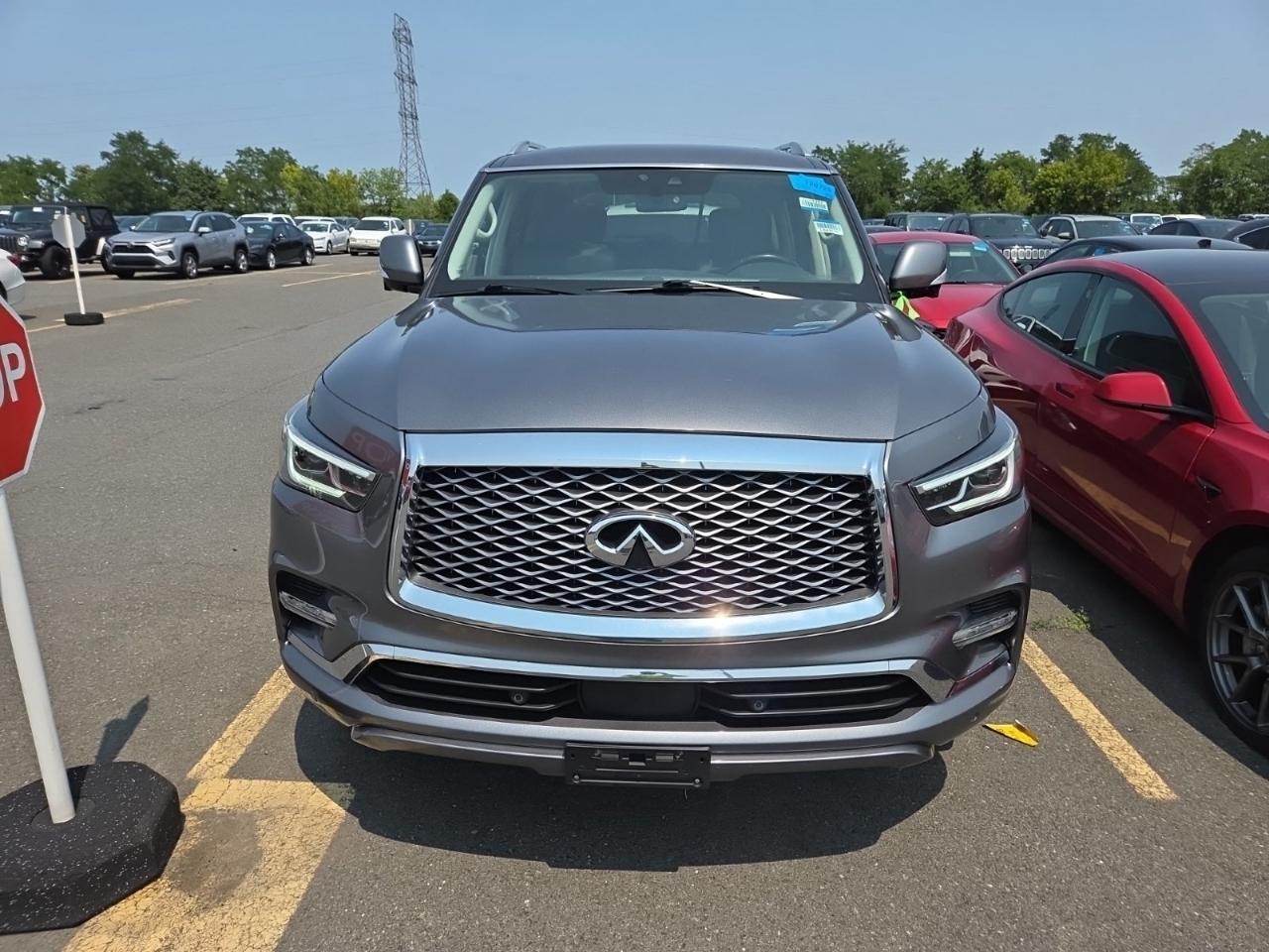 Infiniti QX80  2020