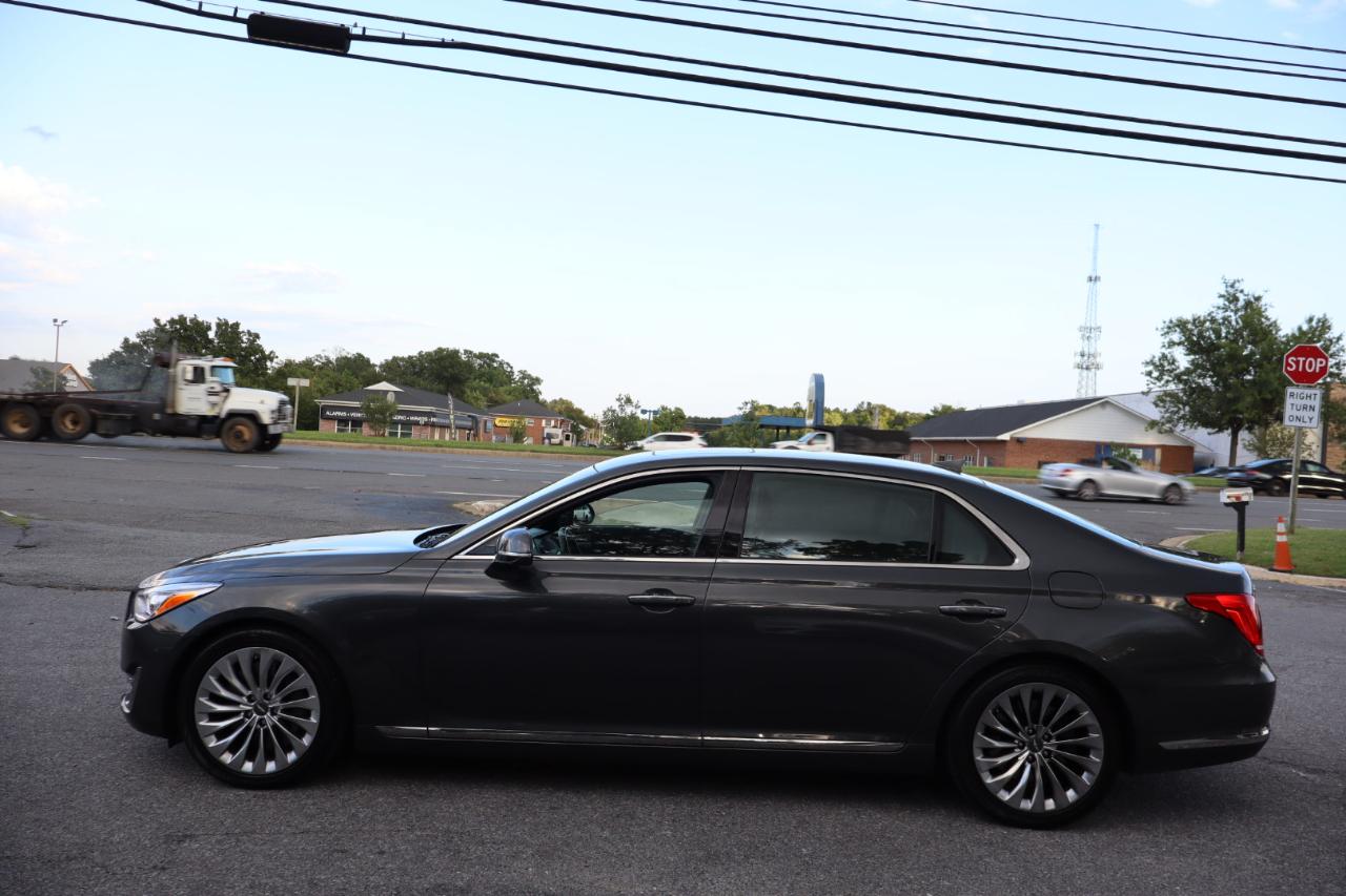 Genesis G90  2018