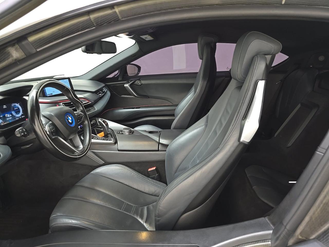 BMW i8 2D Coupe 2016